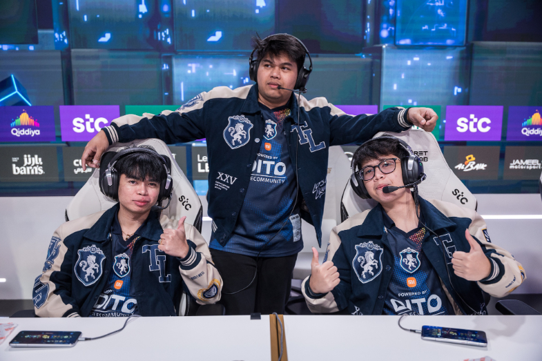TLPH's Jaypee, Coach Arsy, and Sanji