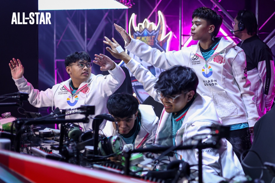 Nosia celebrates with his teammates after defeating Smart Omega on August 30, 2025. Photo: Richard Dizon Esguerra