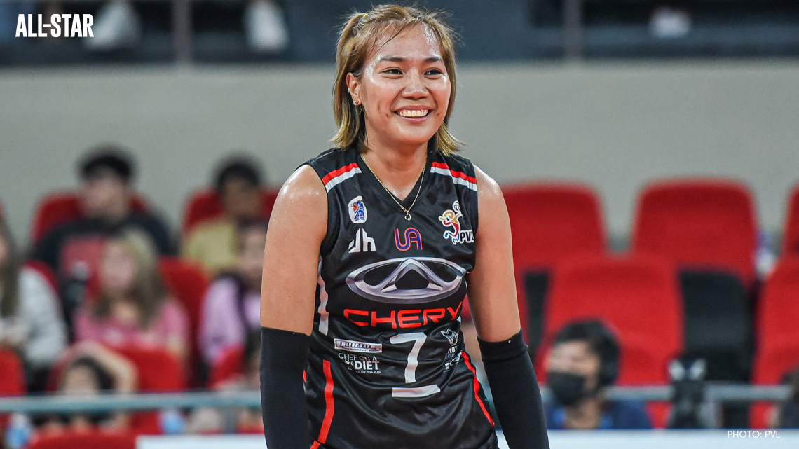 Mylene Paat leads the Chery Tiggo Crossovers in the sidelines for the PVL On Tour season