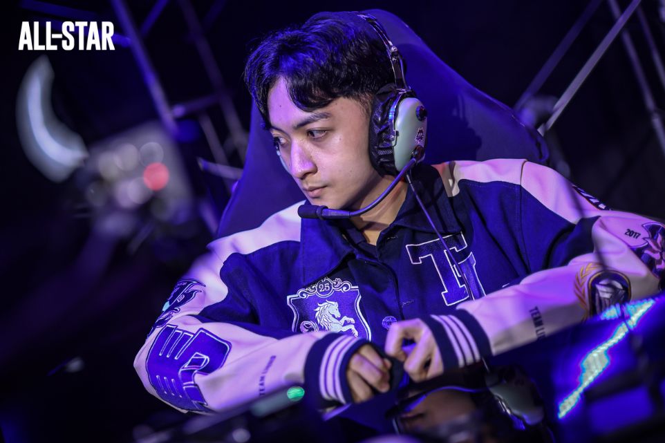 Kiel Soriano, aka Oheb. MPL Philippines Season 16. 