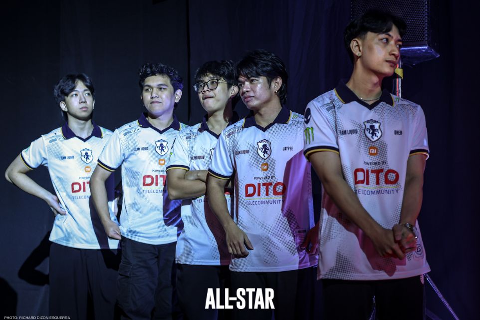 Team Liquid Philippines. From Left: Sanford, KarlTzy, Sanji, Jaypee, Oheb