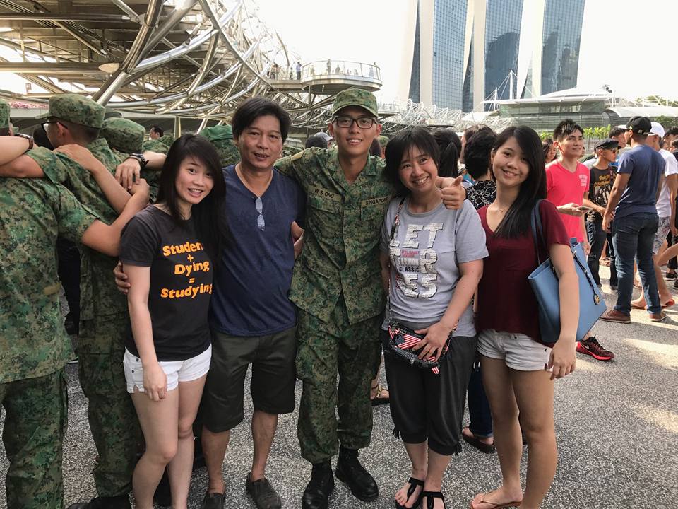 Ong Wei Sheng with his parents and sisters. He is the only son in the family, and also the youngest. 
